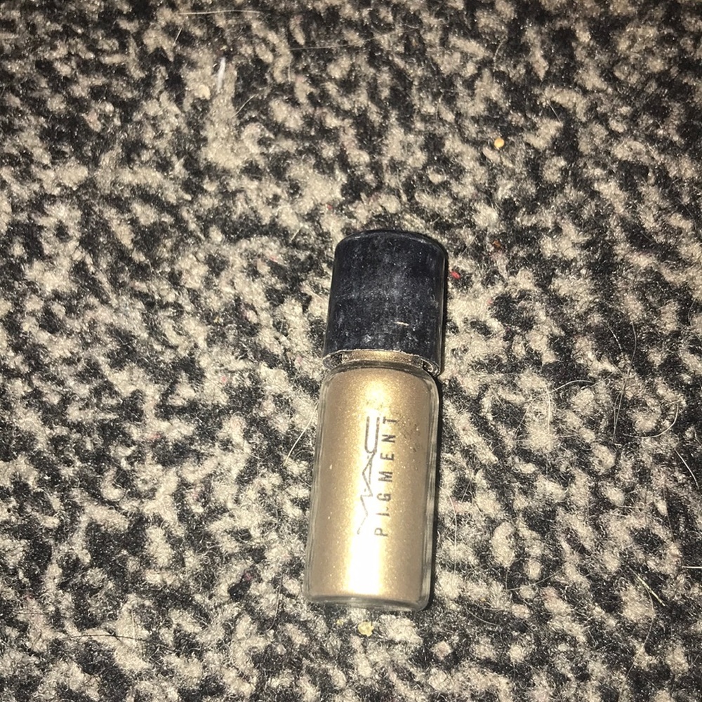 Mac eyeshadow pigment copperized